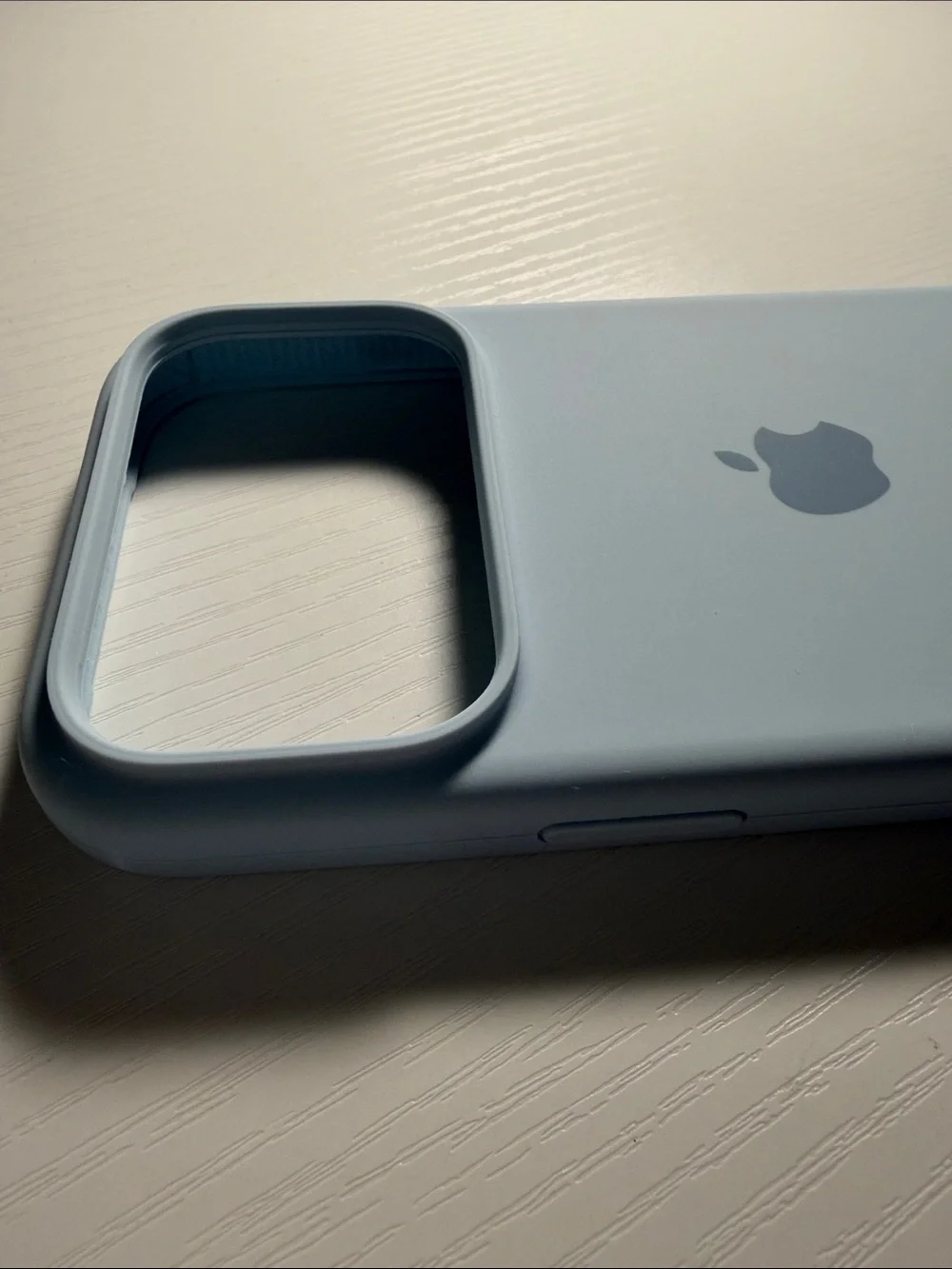 Apple I-Phone 17 Pro Soft Silicone iPhone Case - Light Blue